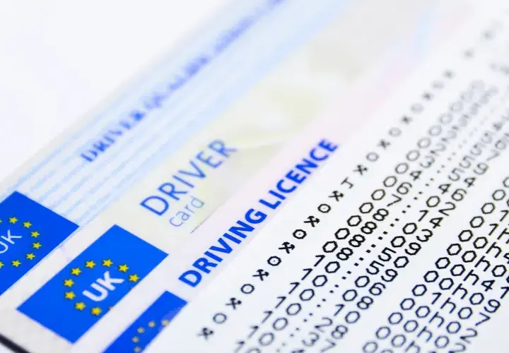 Gdzie wysłać kartę kierowcy? Kluczowe informacje i dokumenty potrzebne