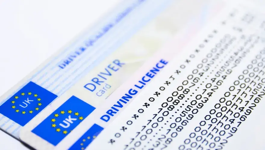Gdzie wysłać kartę kierowcy? Kluczowe informacje i dokumenty potrzebne